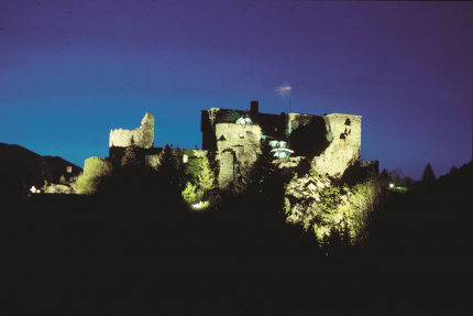 Burg Sommeregg in Seeboden – Naturhäuschen Leitner – Urlaub am Millstätter See – Urlaub in Kärnten am See – Familienurlaub