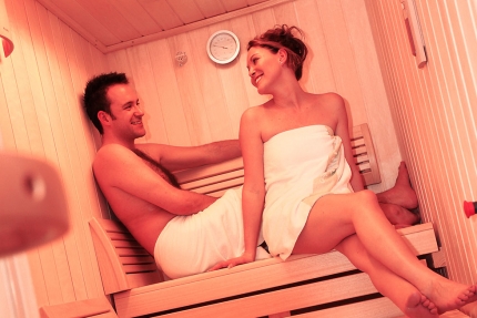 Infrarotkabine im Sporthotel ROYAL X – Naturhäuschen Leitner – Urlaub in Kärnten am See – Urlaub am Millstätter See